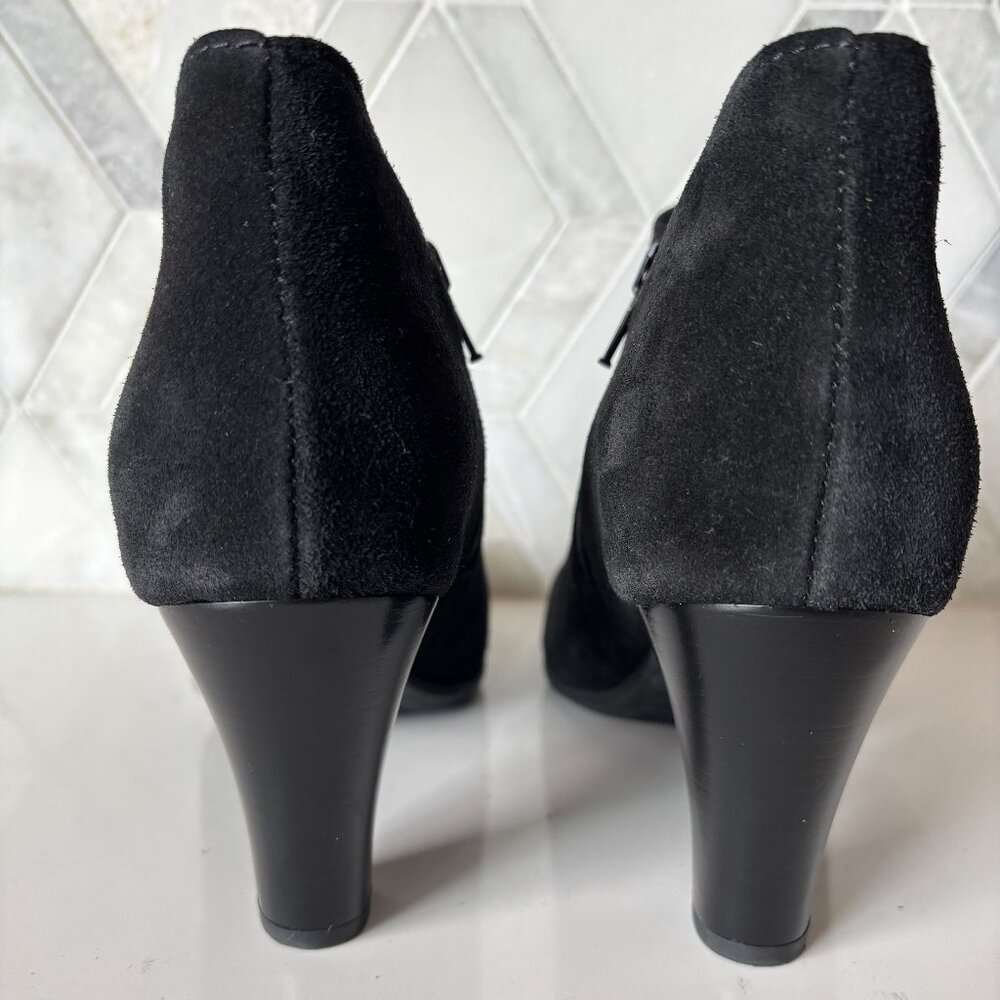 La Canadienne 9M Black Low Top Cone Heel Ankle Bootie Zipper Suede Donovan Boot - Picture 7 of 9